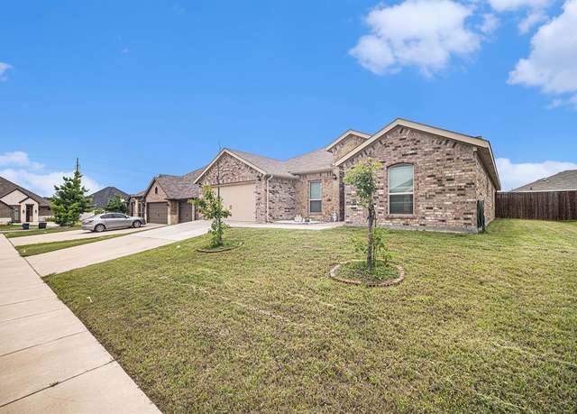 Property at 6505 Boot Jack Dr, Burleson, TX 76058, 4 beds, 3 baths