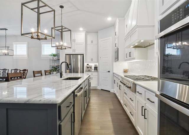 Property at 404 Augusta Dr, Keller, TX 76248, 4 beds, 4.5 baths