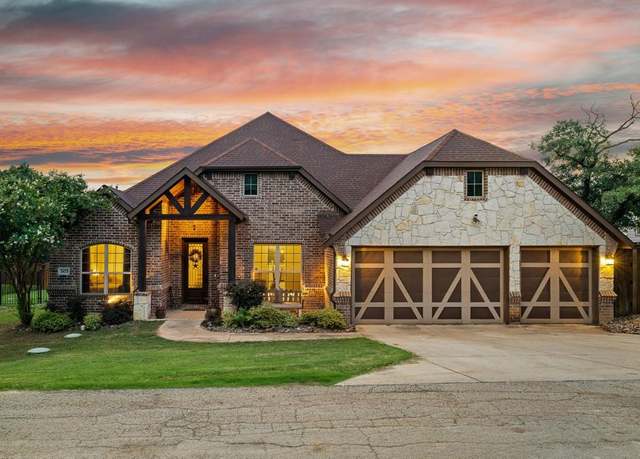 Property at 3423 Lakewood Ln, Flower Mound, TX 75022, 5 beds, 4 baths