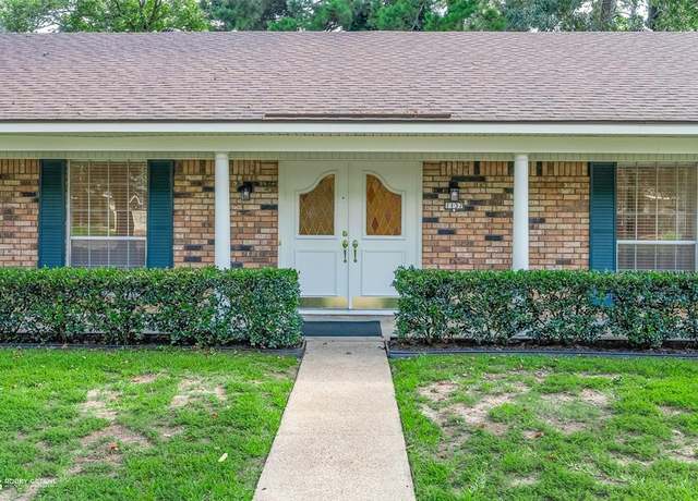 Property at 1137 N Kirkwood Dr, Shreveport, LA 71118, 4 beds, 2.5 baths
