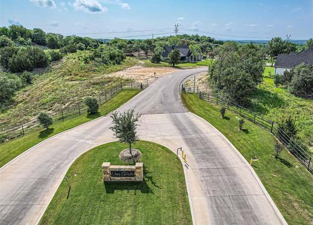 Property at 525 Echo Glade Ct, Azle, TX 76020