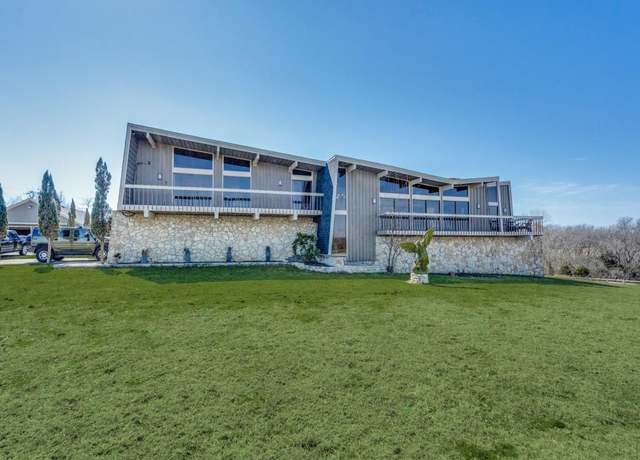 Property at 36 Woodmoor Cir, Lucas, TX 75002, 4 beds, 4.5 baths