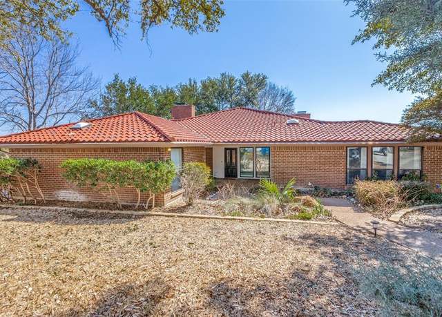 Property at 6651 Mike Lane Ct, Fort Worth, TX 76116, 4 beds, 4.5 baths