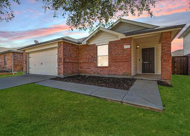 Property at 1225 Bellevue Dr, Princeton, TX 75407, 3 beds, 2 baths