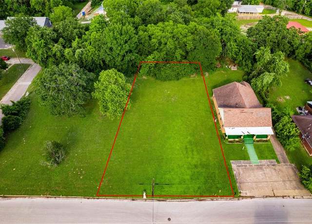 Property at 516 N Faulk St, Athens, TX 75751
