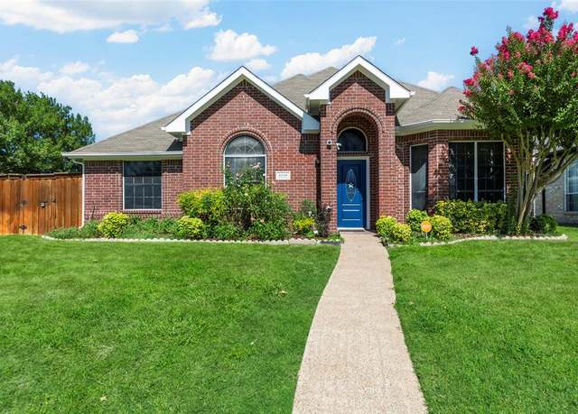 Property at 4008 Desert Mountain Dr, Plano, TX 75093, 4 beds, 2 baths