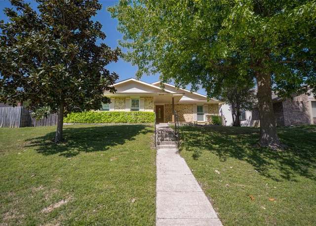 Property at 5805 Townshire Rd, Garland, TX 75044, 3 beds, 2 baths