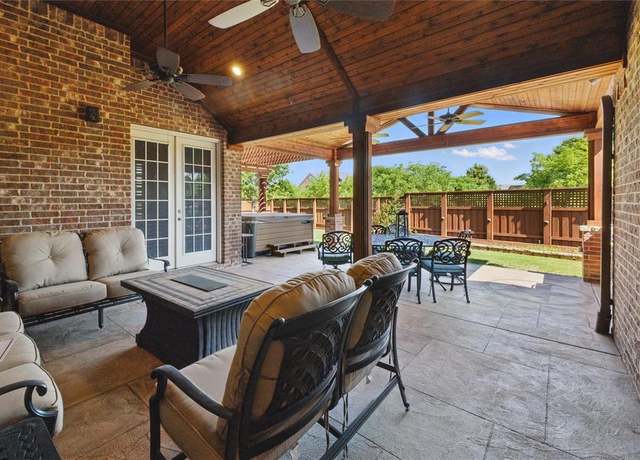 Property at 1704 Pecan Grv, Carrollton, TX 75007, 4 beds, 3 baths