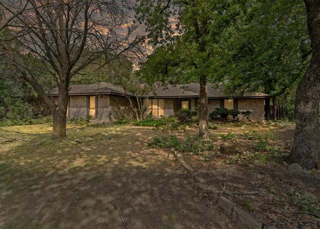 Property at 104 Murls Lake Rd, Weatherford, TX 76085, 3 beds, 2 baths
