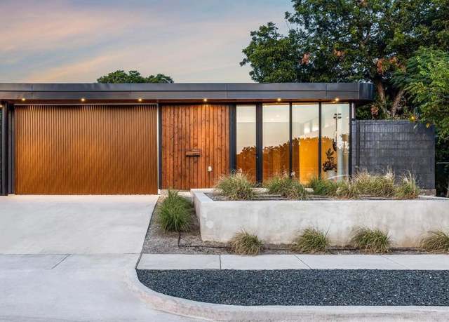 Property at 6822 Victoria Ave, Dallas, TX 75209, 4 beds, 4.5 baths