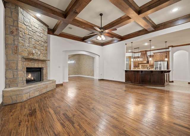 Property at 9204 Belaire Dr, North Richland Hills, TX 76182, 4 beds, 3 baths