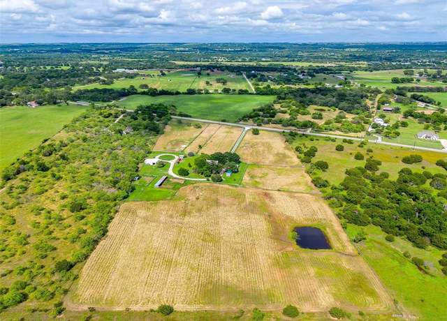 Property at 4640 Tin Top Rd, Weatherford, TX 76087, 3 beds, 2 baths