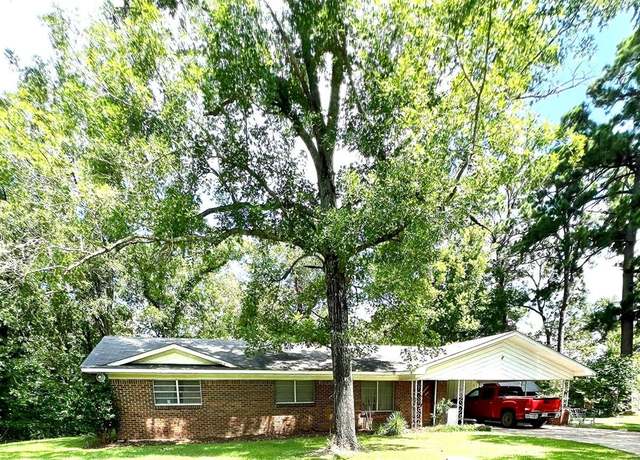 Property at 4720 Old Mooringsport Rd, Shreveport, LA 71107, 3 beds, 1 bath