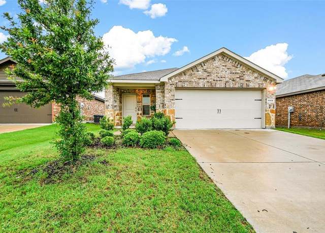 Property at 1214 Delmita Dr, Forney, TX 75126, 3 beds, 2 baths