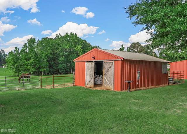 Property at 1044 Almond Cir, Minden, LA 71005, 2 beds, 2 baths