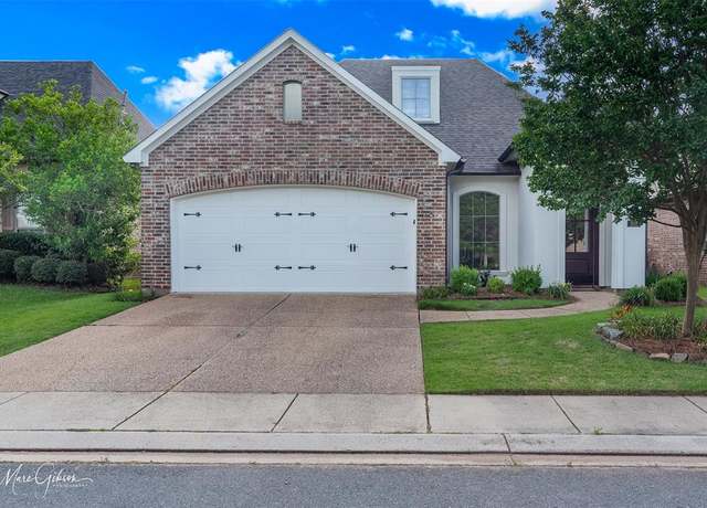 Property at 302 Cranbrook Ct, Bossier City, LA 71111, 3 beds, 2 baths