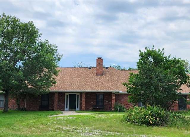 Property at 662 County Road 113, Whitesboro, TX 76273, 4 beds, 3 baths