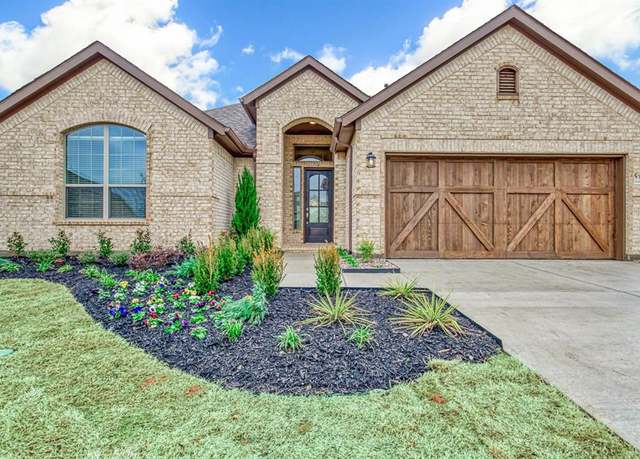 Property at 216 SW Bee Balm Rd, Mckinney, TX 75071, 3 beds, 2.5 baths