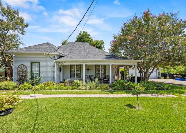 Property at 932 Williams St, Rockwall, TX 75087, 3 beds, 3 baths