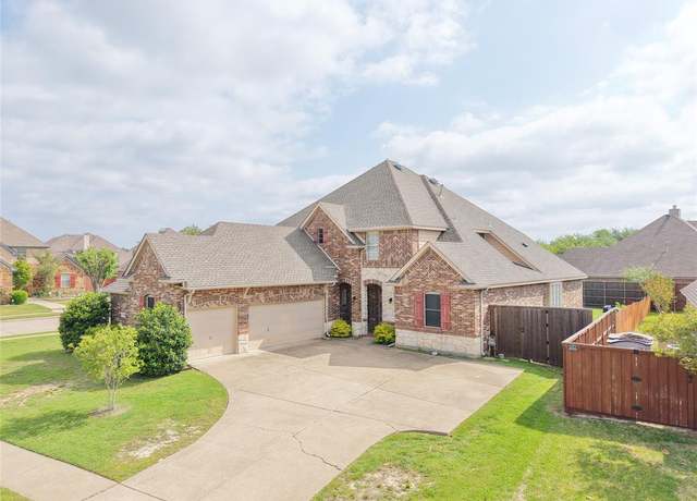 Property at 6322 Falcon Crest Ct, Sachse, TX 75048, 5 beds, 4 baths