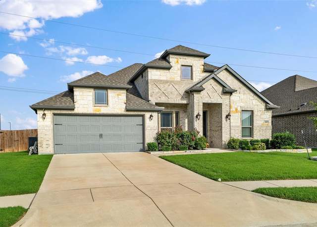 Property at 2109 Liriope Ln, Waxahachie, TX 75165, 4 beds, 2 baths