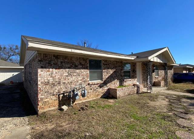 Property at 2509 Normont Cir, Fort Worth, TX 76103, 4 beds, 2 baths