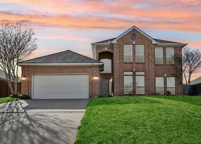 Property at 684 Chisholm Trl, Keller, TX 76248, 4 beds, 2.5 baths