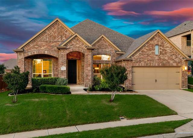 Property at 604 Carnaby Ct, Roanoke, TX 76262, 3 beds, 2.5 baths
