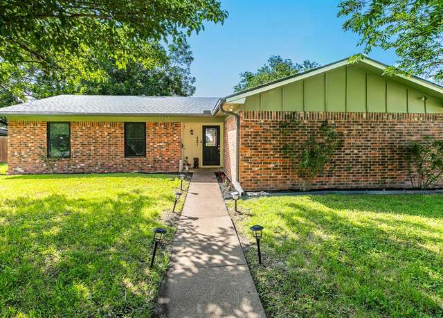 Property at 3401 Medallion Cir, Waco, TX 76706, 3 beds, 2 baths