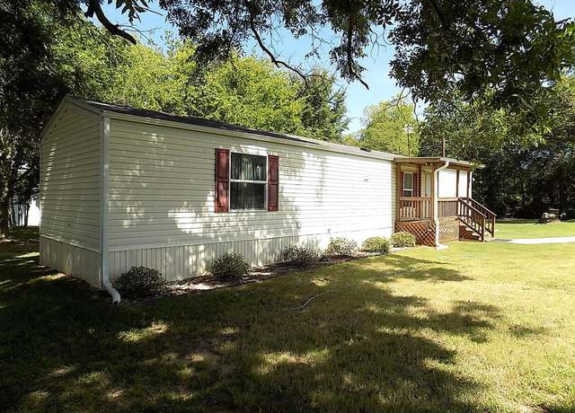 Property at 390 Grand Saline St, Alba, TX 75410, 2 beds, 2 baths