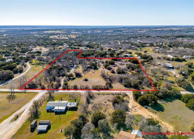 Property at 4802 Chisholm Trl, Weatherford, TX 76087, 2 beds, 2 baths