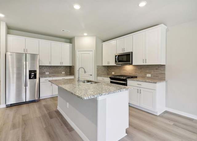 Property at 2318 Lone Star Ln, Seagoville, TX 75159, 4 beds, 3 baths