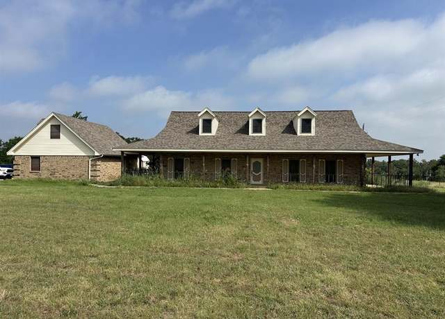 Property at 501 Forgotten Ln, Burleson, TX 76028, 3 beds, 2.5 baths