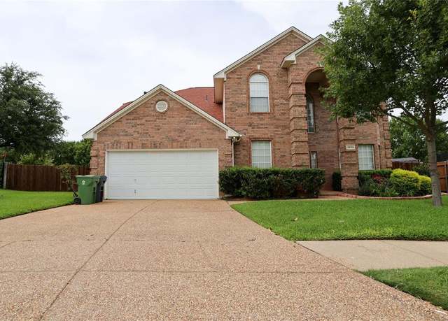 Property at 2325 Denham Dr, Arlington, TX 76001, 4 beds, 3.5 baths