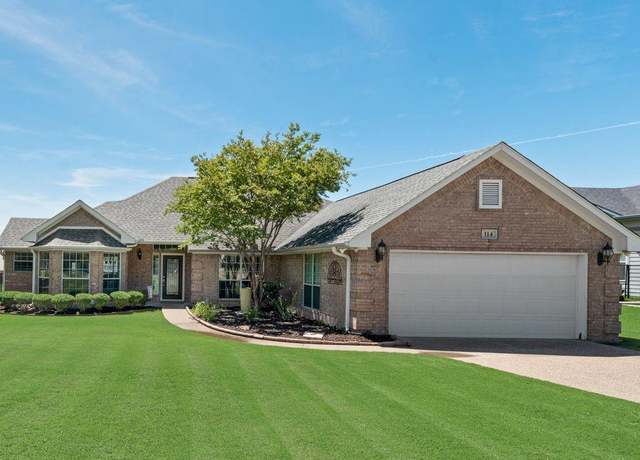 Property at 114 Crockett Dr, Lake Kiowa, TX 76240, 3 beds, 2 baths