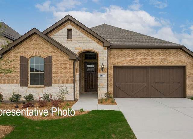 Property at 1316 Beaumont Ln, Red Oak, TX 75154, 3 beds, 2 baths