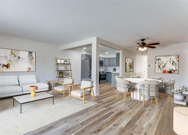 Property at 4014 Ridglea Country Club Dr, Fort Worth, TX 76126, 2 beds, 2 baths