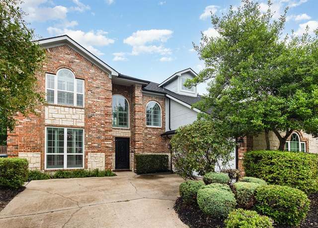 Property at 209 Nocona Dr, Waxahachie, TX 75165, 5 beds, 3.5 baths