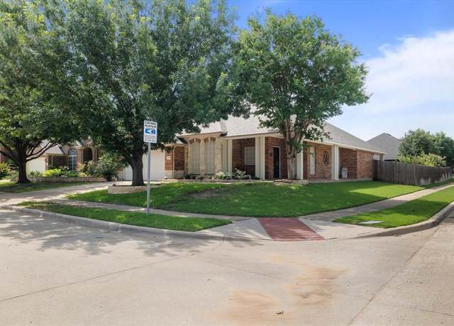Property at 8745 Deepwood Ln, Fort Worth, TX 76123, 3 beds, 2 baths