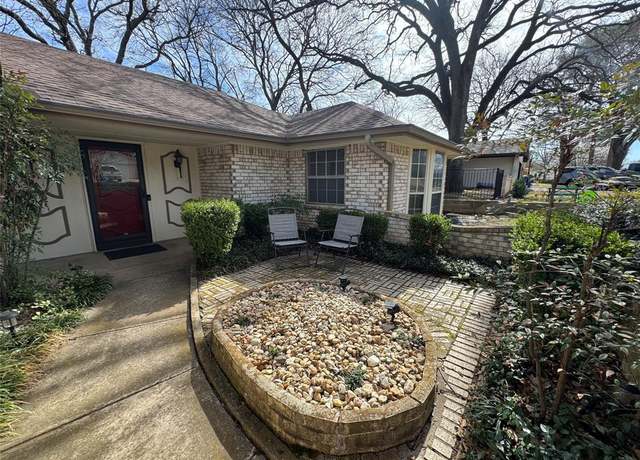 Property at 222 N Willow St, Mansfield, TX 76063, 3 beds, 2 baths