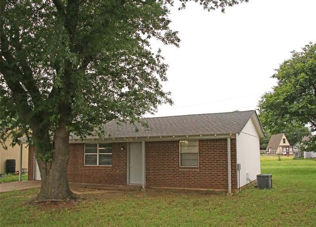 Property at 1815 Pelican W, Pelican Bay, TX 76020, 2 beds, 1 bath