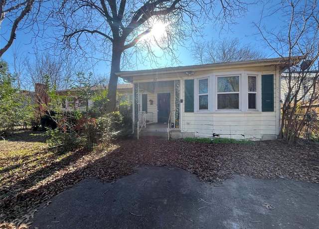 Property at 212 E Criddle St, Waxahachie, TX 75165, 3 beds, 1 bath