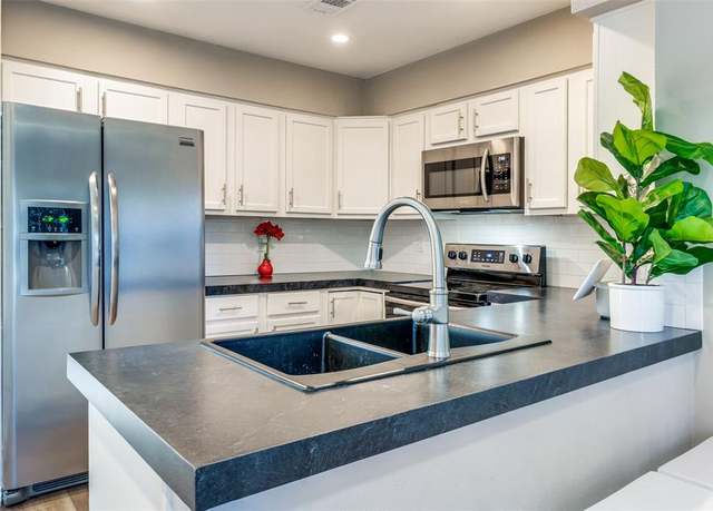 Property at 8417 Old Moss Rd, Dallas, TX 75231, 2 beds, 2 baths