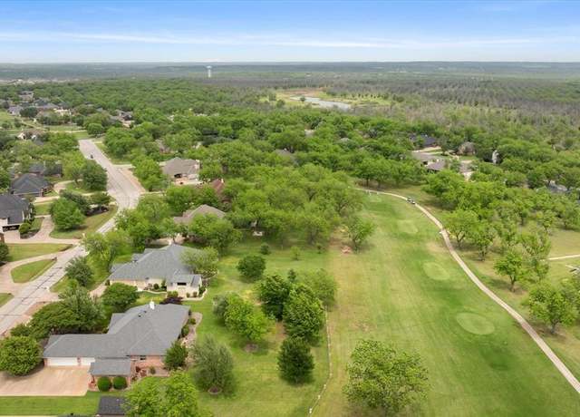 Property at 9611 Champions Dr, Granbury, TX 76049, 4 beds, 3 baths