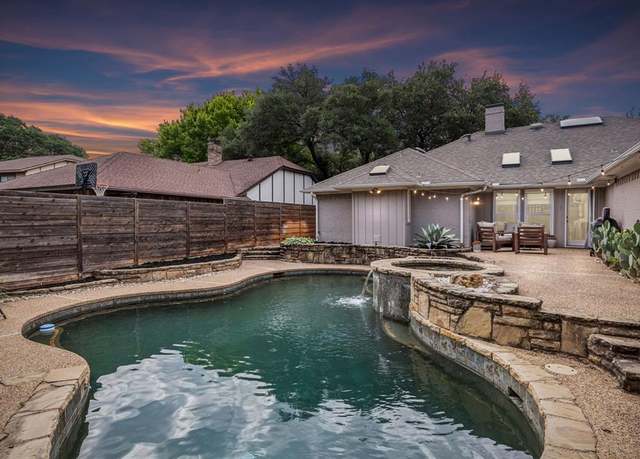 Property at 2027 Portsmouth Dr, Richardson, TX 75082, 3 beds, 2.5 baths