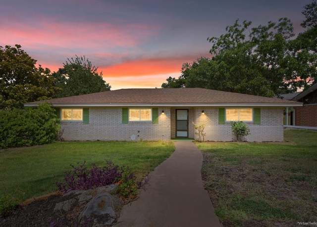 Property at 849 Arlington Dr, Woodway, TX 76712, 3 beds, 2 baths