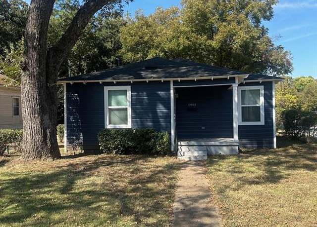 Property at 2923 Carpenter Ave, Dallas, TX 75215, 3 beds, 2 baths