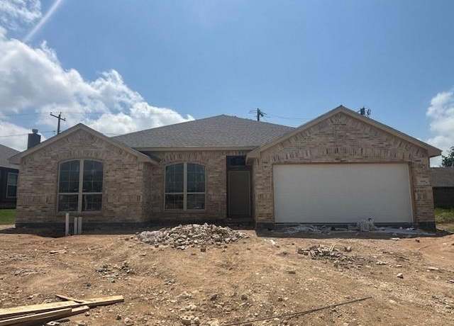 Property at 1419 Quail Creek Dr, Cleburne, TX 76033, 4 beds, 2 baths