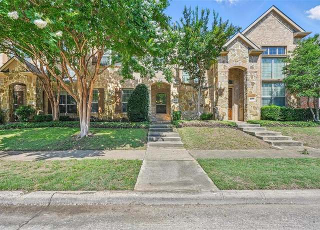 Property at 8623 Naomi St, Plano, TX 75024, 3 beds, 2.5 baths