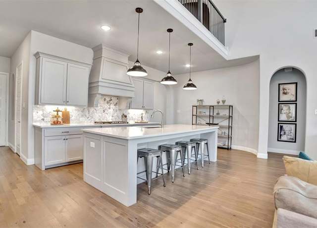 Property at 2500 Rosecroft Ct, Celina, TX 75009, 4 beds, 4.5 baths